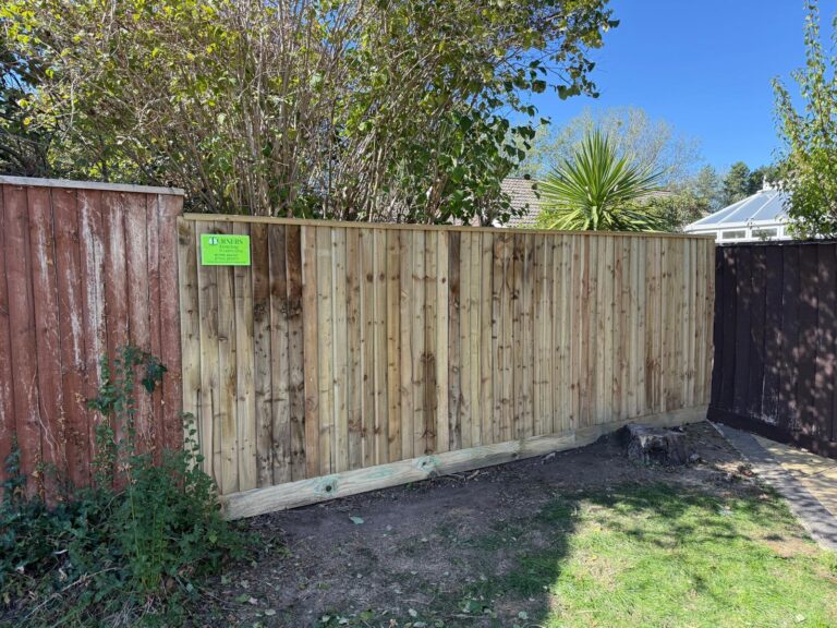 replacement 1650mm high closeboard fence in Pennington after